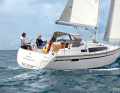 Bavaria Cruiser 34: Der Rumpf geht auf die Cruiser 32 aus dem Jahr 2009 zurück. Vergleichsweise klein. Gut modifiziert und preislich attraktiv