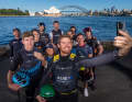 En SailGP, Peter Burling dirige sa propre équipe. On le voit ici à Sdney avec son concurrent Tom Slingsby à ses côtés.