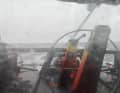 Blick aus dem geschützten Cockpit. Sommerwetter sieht anders aus.