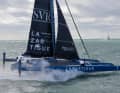 ... et les Imoca ont dû rester au Havre, les grands trimarans Ultim se trouvent sur la route prévue à travers l'Atlantique
