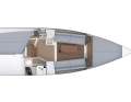 2+2-Sportcoupé: Unter Deck bietet die First 30 im Vorschiff eine lange und für neun Meter Rumpflänge sehr breite Doppelkoje. Dafür wird's achtern enger. Klasse: Riesiger Stauraum an Steuerbord, der sich von der Cockpitbank bis fast ganz nach achtern erstreckt, sowie ein offenes Ölzeugfach in der Nasszelle