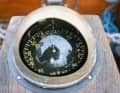 Signpost: The compass is enthroned on a solid pillar in the centre of the cockpit, where the helmsman has a good view of it. Navigation electronics only exist on board in the form of a tablet and instruments on the mast