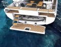 Un gommone di 2,80 metri di lunghezza può essere sistemato trasversalmente nel garage posteriore.