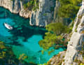 We present ten cruising destinations with a very special flair! Here you can see the Calanques National Park near Marseille