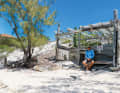 The wooden hut on Staniel Cay was once built by the illustrator of the "Werner" comics, Rötger Feldmann, when he was looking for a secluded retreat to write a new book years ago