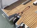 The attached and retractable rudder blade remains well protected in a recess