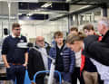 At the final of the talent competition, the applicants had to demonstrate their skills in a variety of ways and present themselves in discussions with the jury members. The eventual winner Tom Wehde can be seen in the picture on the right.