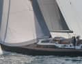 Le cockpit et les deux postes de pilotage sont séparés