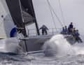 Judel/Vrolijk hanno dotato il modello da 76 piedi di un Aerodeck, simile a quello realizzato dalla società di Bremerhaven per il “Capricorno” da 80 piedi.