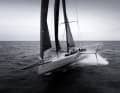 L'écoute de voile d'avant est optimisée par un jockey pole de sept mètres de long.