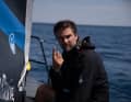 Boris Herrmann et son équipe travaillent avec minutie sur le nouveau bateau au cours des semaines qui suivent la mise à l'eau et le baptême.