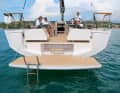 Large hatch, lots behind it. The bathing platform is 2.80 metres wide. And there is additional storage space