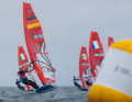 Les as olympiques iQFOiL à la semaine de Kiel.