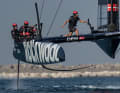 Das Rockwool Denmark SailGP Team beim Training für den Emirates Dubai Sail Grand Prix.