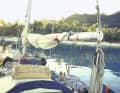 Genauso hatten sie es sich vorgestellt: ankern vor Palmeninseln, dösen an Deck – wie vor Moorea