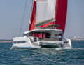 It looks good and sails just as well. The design by Marc Lombard Yacht Design strikes the right balance between robust sportiness and maximum living space.