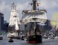 The clipper "Stad Amsterdam" during the entry parade in the middle of last week, surrounded by hundreds of escort boats