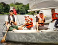 HerzPiratenRegatta2026- Team Alsterungeheuer Tutti con lo skipper Johannes Ludwig.