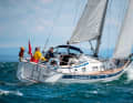 Deceptive. The Hallberg-Rassy 342 appears larger than it actually is. The pronounced crack in the deck is pleasing to the eye