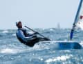 Philipp Buhl ha iniziato con fiducia il suo 15° Campionato del Mondo Ilca 7