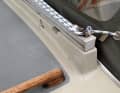 Sottodimensionato: È frequente che si formino crepe all'esterno del carrello perché il collegamento con la coperta era troppo debole. Questo dovrebbe ridurre significativamente il prezzo ed essere risolto immediatamente.