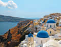 Santorin : La vue sur le cratère depuis les ruelles d'Oia est fantastique.