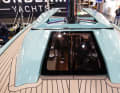 Das Boot wird im Standard mit einer Selbstwendefock ausgestattet