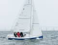 The thwarts in the cockpit are 2.60 metres long. Up to four people can sail comfortably.