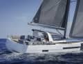 Le capot marquant au-dessus du cockpit est caractéristique de ce design inhabituel. Et la position des postes de pilotage, très en avant