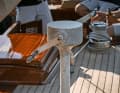 Nachgebaut: Die Grinder und Trommeln mit Klampen wurden eigens von Classic Winch Design in Holland angefertigt