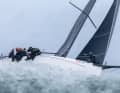 Les nouveaux champions allemands de la course au large de l'IDM des voiliers sur l'"eXciter" de Jens Kuphal - ici en début de semaine dans des conditions de vent fort.