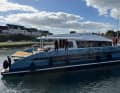Lancement du Long Island 87, le dernier modèle sorti des chantiers JFA. Les coques de ce catamaran de 26 mètres ont été fabriquées à Concarneau en aluminium, tandis que les superstructures sont en fibre de verre. Le propriétaire prévoit de longs voyages.