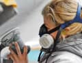 3. Von Hand zu schleifen ist  ziemlich kräftezehrend. Mit  Exzenterschleifer ist ebenfalls ein gutes Ergebnis möglich