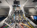 Bunter Mix. Von Mast und Vordeck kommen fast 20 Enden in der Trimmzentrale an
