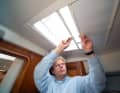 Flap closed: On new yachts, the mosquito net integrated in the inner frame of the hatch is usually standard