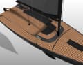 The self-tacking jib is the standard. An overlapping genoa with hole points on deck remains an option. The mainsheet is sheeted in the centre