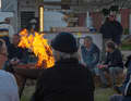 Das abendliche Lagerfeuer gehört traditionell zum Programm | Fotograf: MOR PR