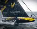 Alan Roura sul suo Imoca "Hublot" tra Groix e Belle Île