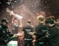 Eine Erinnerung an Neuseelands Siegerparty im 37. America's Cup in Barcelona.