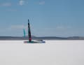 "Horonuku" raced across the salt lake at an incredible 222.4 km/h