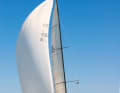 Somptueuse, cette voile. 275 mètres carrés de surface de voile accélèrent déjà par vent léger à plus de neuf nœuds.