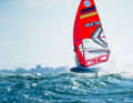 Alica Stuhlemmer hat schon die ersten Trainingswochen im iQFOiL-Windsurfsport im Kieler Heimatrevier absolviert
