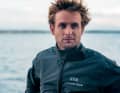 Tom Laperche mène l'équipe SVR-Lazartigue en tant que skipper dans la longue distance autour du rocher du Fastnet.