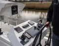 Control centre: The standard e-winches can be operated directly from both wheels