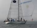 Die Swan 53 "Triana" kurz nach dem Start vor Southampton
