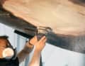 The edges of the patch are smoothed with coarse sandpaper on the Flex or a random orbital sander and the marked elevations are removed. The peel ply makes the surface rough and the valleys do not need to be sanded down