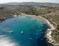 Le baie protette dove gettare l’ancora sono tra le più apprezzate del Mediterraneo – e, di conseguenza, sono spesso affollate.