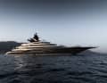 "Kismet": Wer die monegassische Küste entlangblickt, kommt an „Kismet“ nicht vorbei. Die 122 Meter lange Lürssen zählt zu den teuersten Charteryachten der Welt.