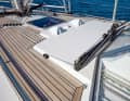 Segelmanagement: Die Selbstwendefock und ein rollbarer Code Zero decken das übliche Spektrum ab