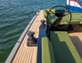 The winches can be operated from both sides at the touch of a button. Thanks to good fittings, there is little friction